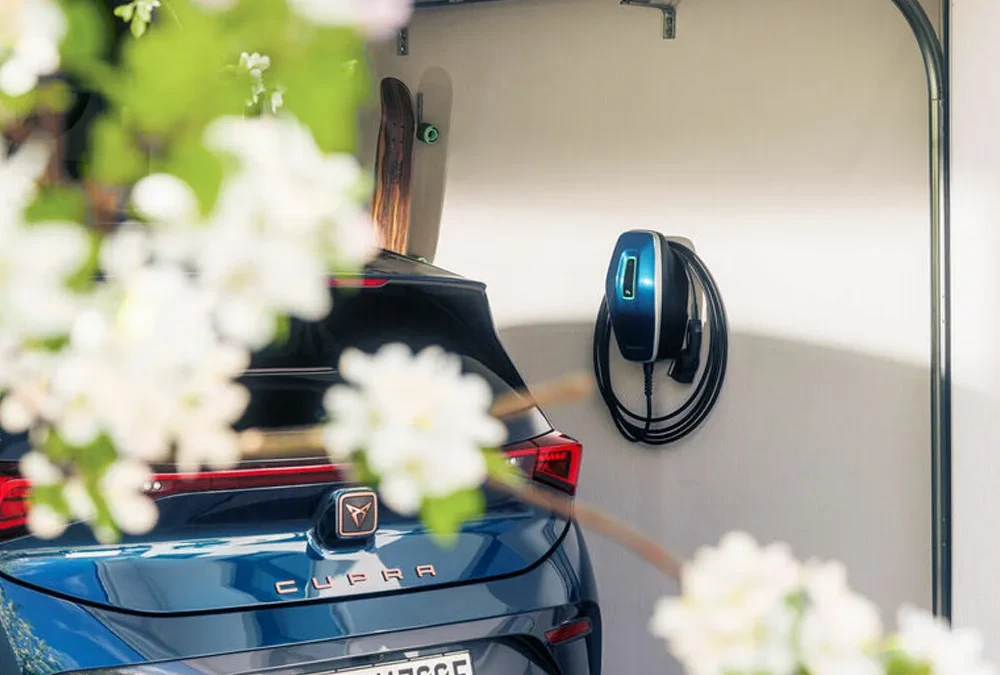 Borne de recharge à domicile : comment bien choisir votre solution avec Belga Solar